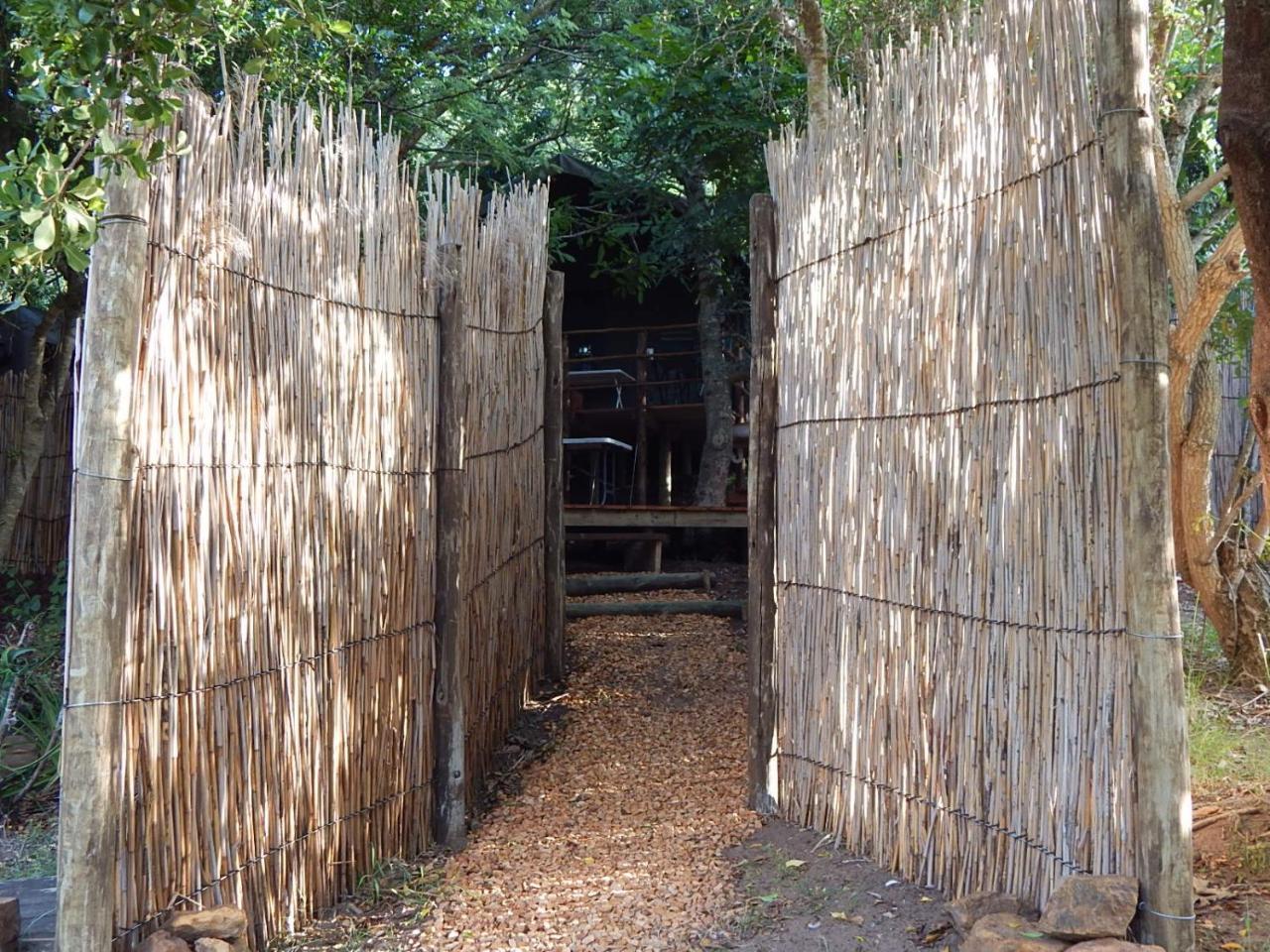Woodcutter'S Bush Camp At The Old Trading Post Hotel Wilderness Exterior photo